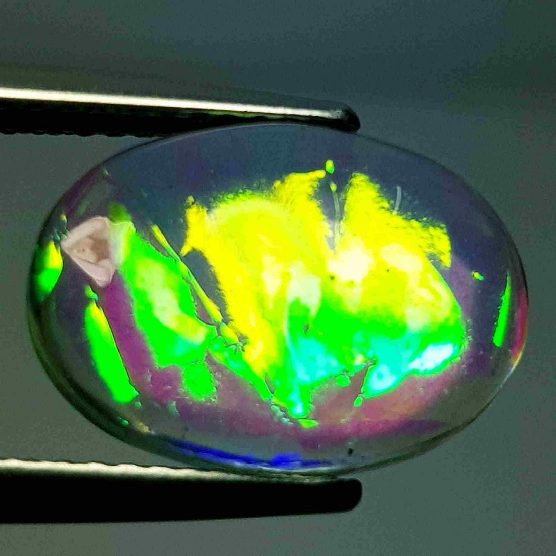 5.92 ct Australian Doublet Opal (1 of 5)