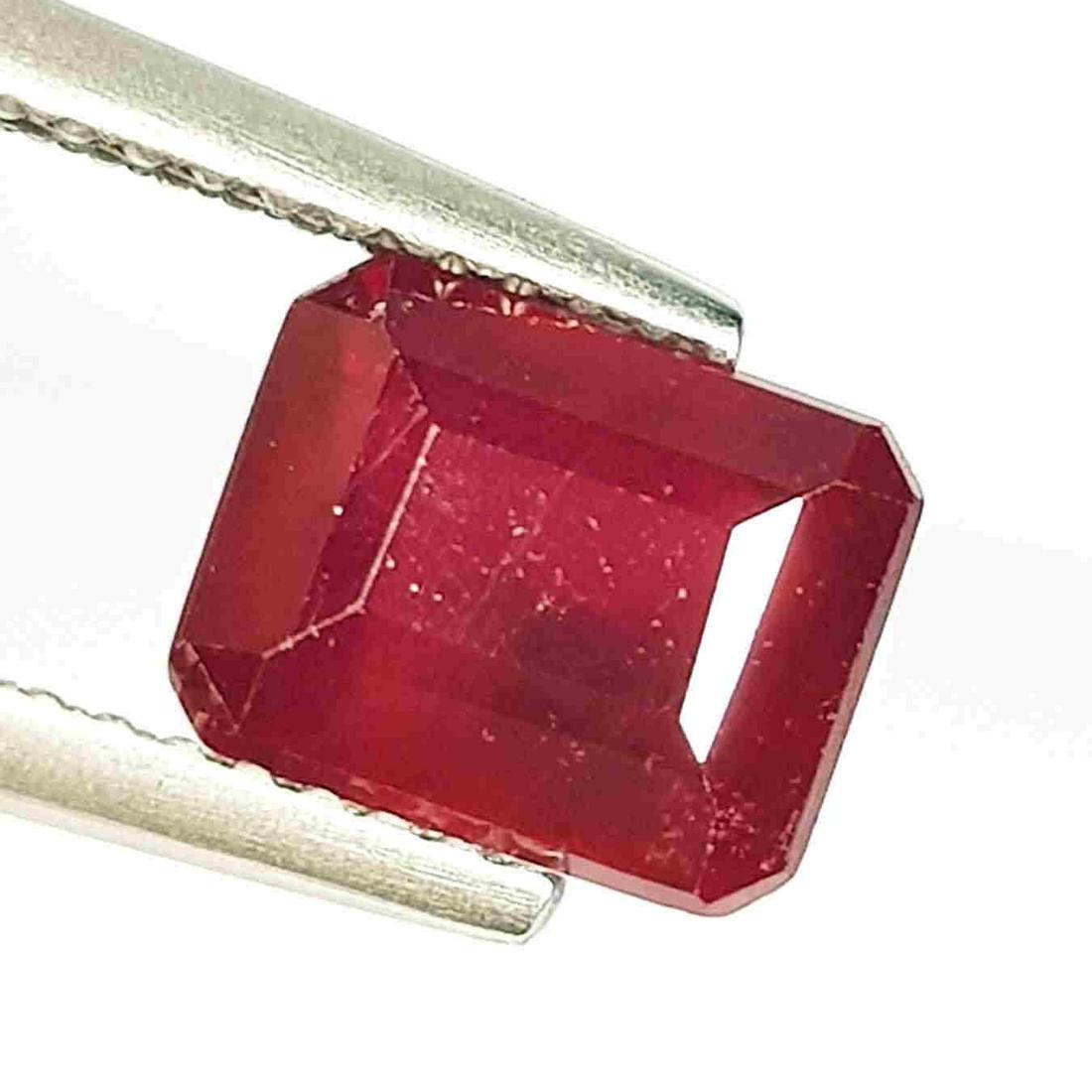 3.08 Ct  Natural Ruby Octagon Cut (1 of 5)