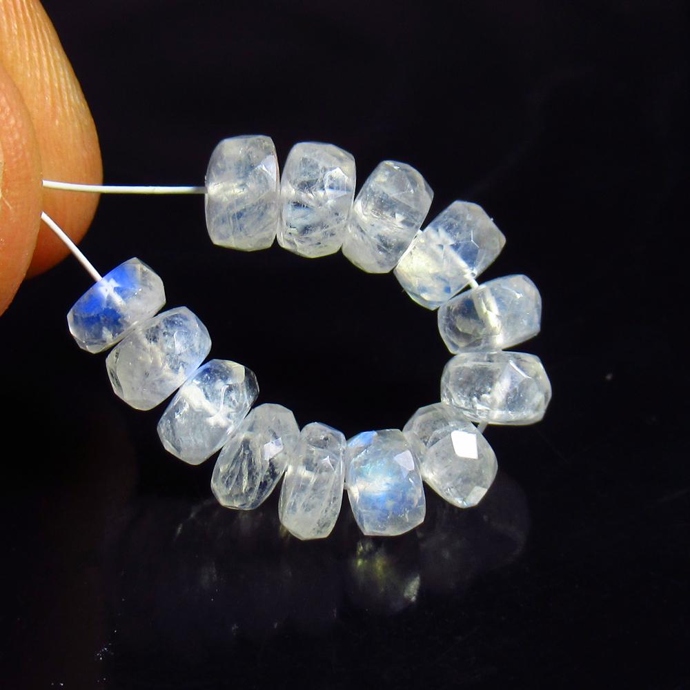 9.29 Ct Natural 13 Drilled Blue Moonstone Round Beads: No Reserve! Title: 9.29 Ct Natural 13 Drilled Blue Moonstone Round Beads Stone Clarity: Transparent Gemstone:Natural Moonstone Beads Carat Weight: 9.29 Size/Dimensions: 4.80 to 5.50 mm / 13 PC's Addit