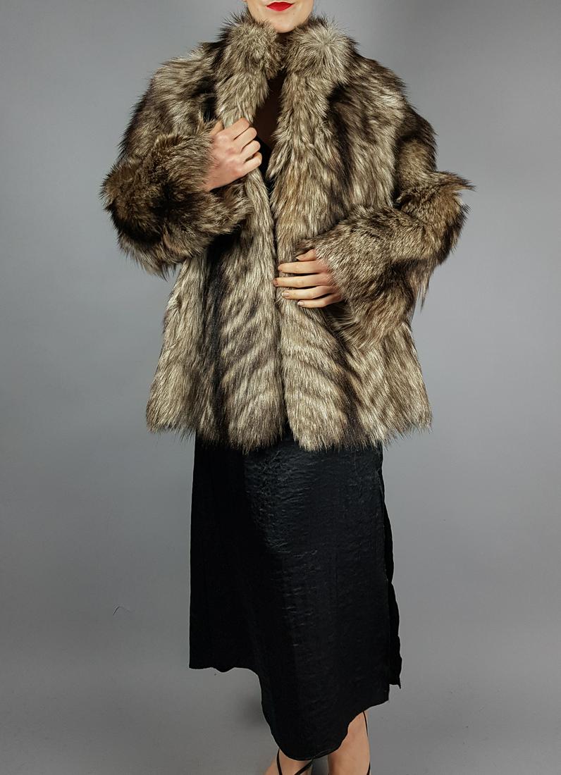 GREY FOX FUR COAT (1 of 9)