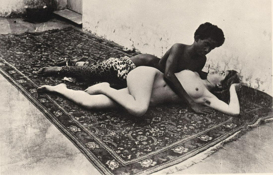 GUGLIELMO PLUSCHOW - Black & White Nudes c1890 (1 of 1)