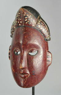 Beautiful polychrome IBIBIO Wood Mask Nigeria African: NIGERIA BEAUTIFUL POLYCHROME IBIBIO MASK The face expresses a great serenity Trilobed hairstyle PROVENANCE : Belgian-French Collection of Mr P.V. (more informations on request) CHARACTERISTICS :