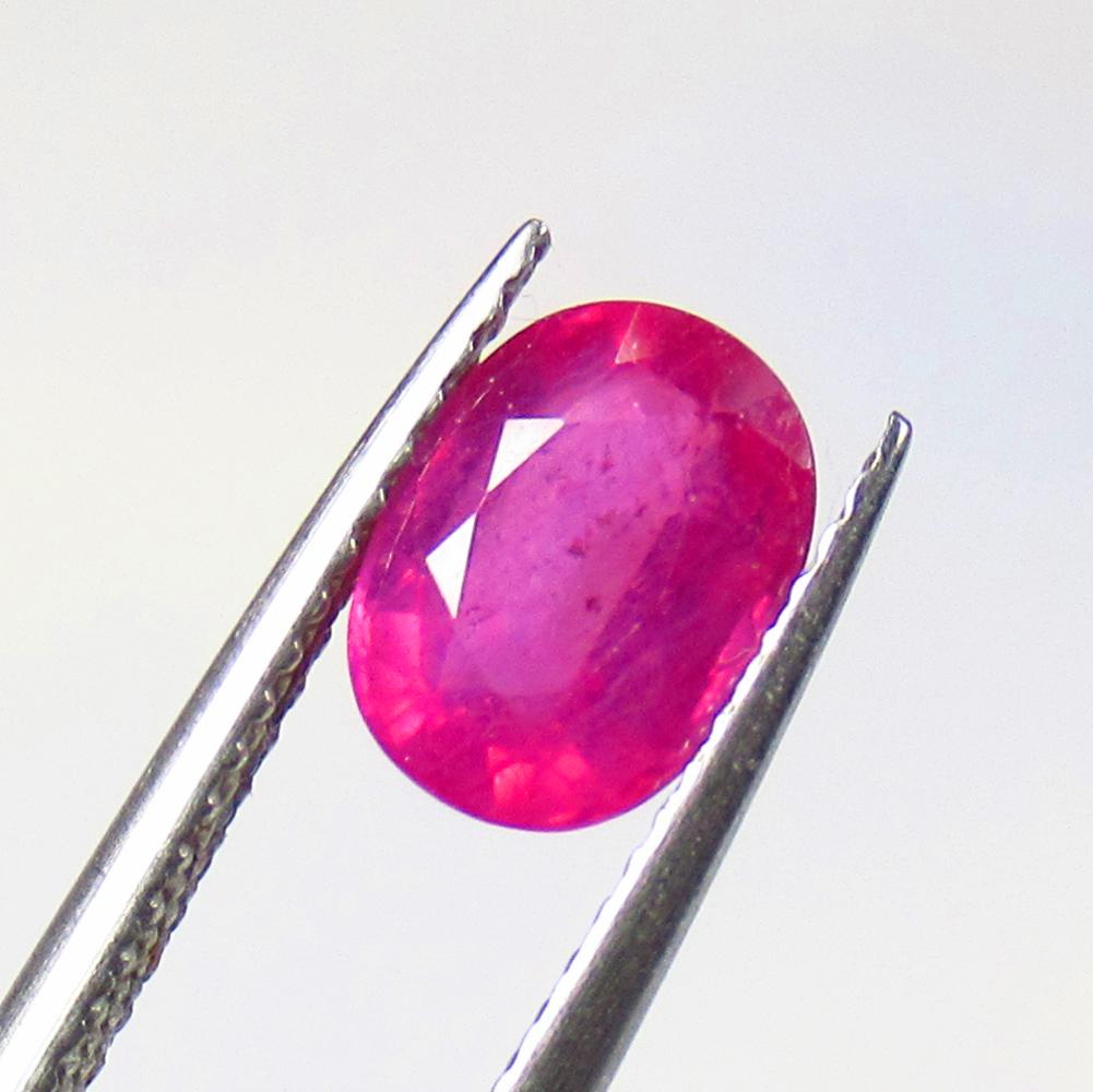 1.92 Ct Natural Mozambique Red Ruby Oval Cut (1 of 2)