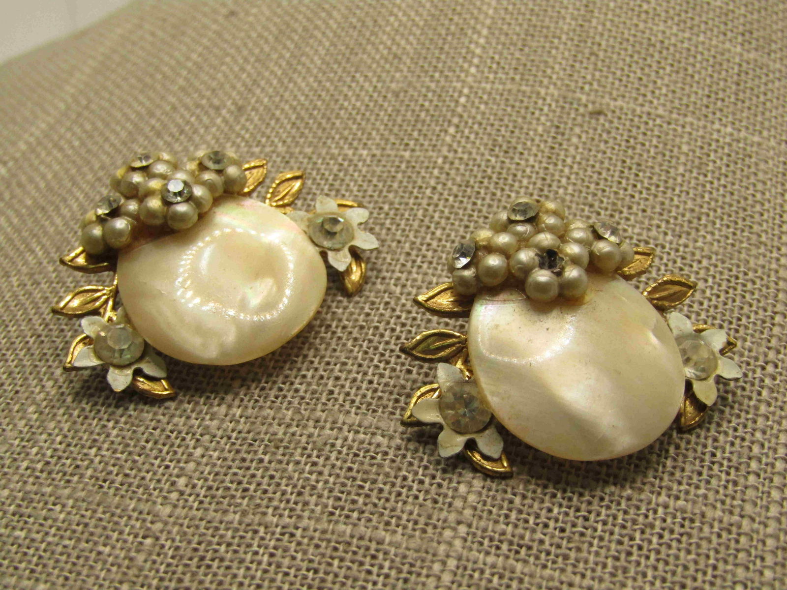 Unsigned Miriam Haskell Mother of Pearl Clip Earrings, (1 of 5)