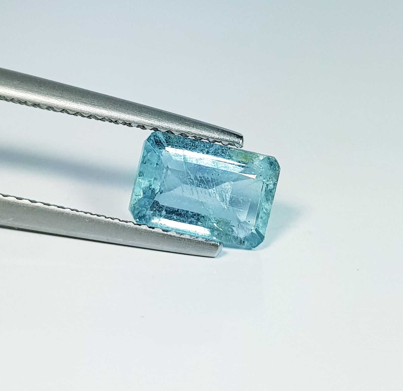 1.45 Ct Natural Aquamarine Emerald Cut (1 of 4)