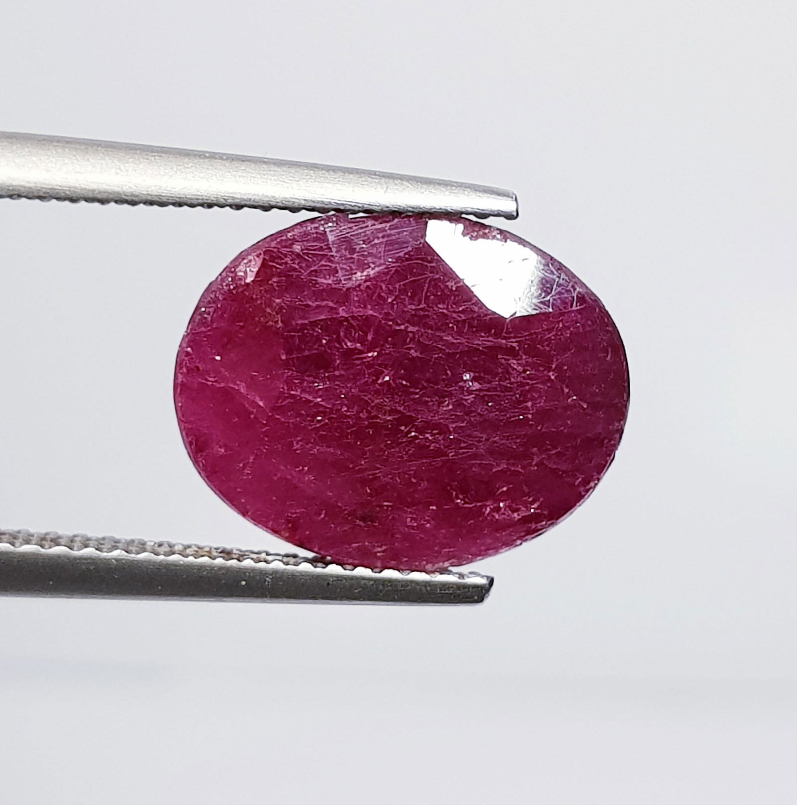 7.29 Ct Natural Faceted Ruby Oval Cut (1 of 4)