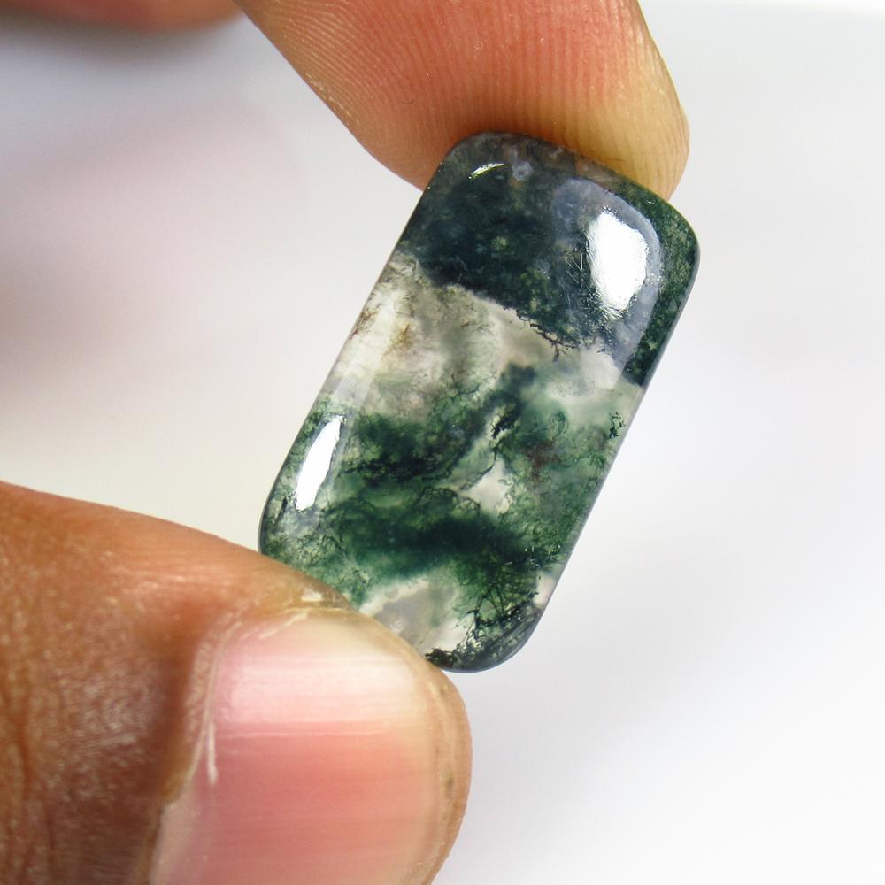 14.26 Ctw Natural Jasper Quartz Cushion Cab: Title: 14.26 Ctw Natural Jasper Quartz Cushion Cab Stone Clarity: Transparent Gemstone: Jasper Quartz Carat Weight: 14.23 Size/Dimensions: 23.00 x 13.00 x 4.70 mm Additional Information: Top Good Drop