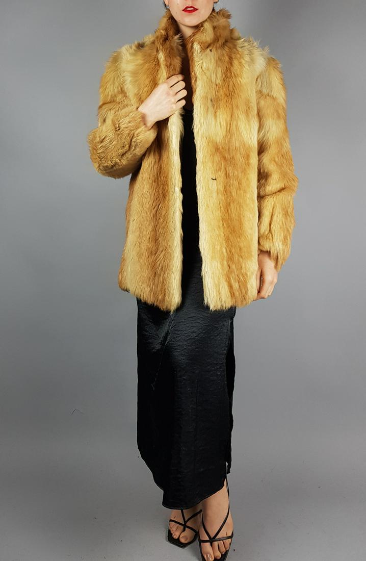 FOX FUR JACKET: Title: FOX FUR JACKET Dimensions: Size M: Length: 80cm/31.5in -Shoulders width:40cm/15.75in -Sleeve Length:60cm/23.62in -Chest size ( pit to pit x2 ):105cm/41.34in - Closed Hem:60cm/23.62in. Descripti