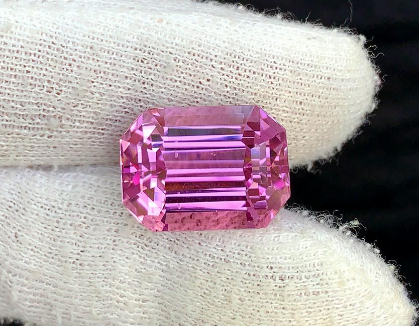 Deep Pink Kunzite Spodumene Loose Gemstone Emerald Cut (1 of 5)