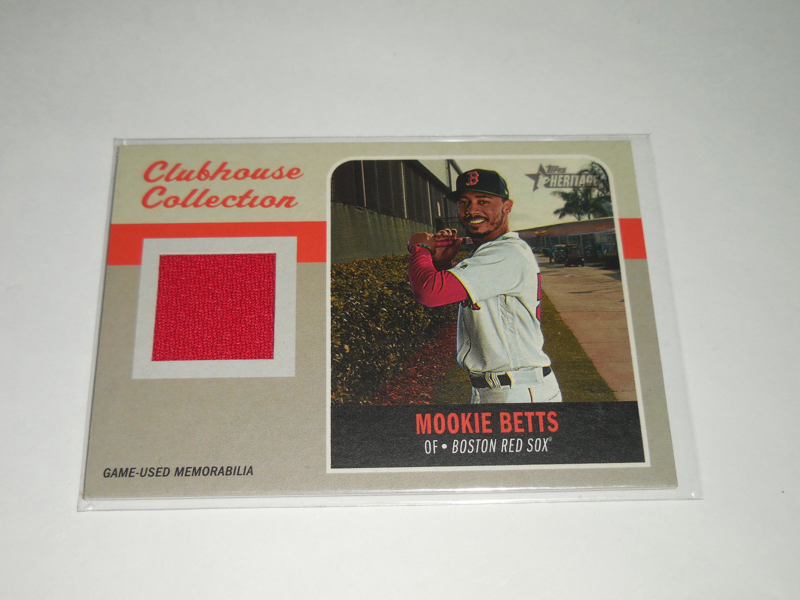 2019 TOPPS HERITAGE MOOKIE BETTS GAME WORN JERSEY CARD (1 of 2)