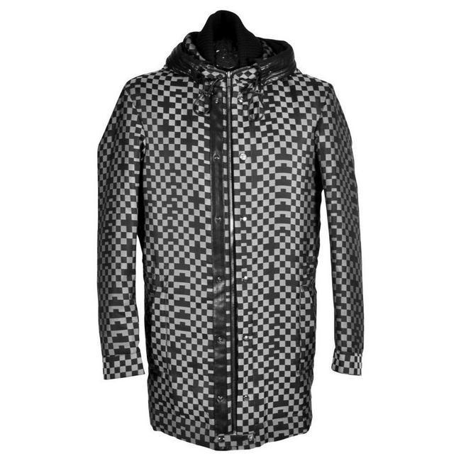 NEW VERSACE CHECKERED COAT with HOOD for MEN: VERSACE COAT Detailed with hood, ribbed knit collar and side pockets. 76% Acetate, 24% Polyester Trim: 50% Acrylic, 50% Wool Trim 2: 100% Leather Front zip Italian size 48, US 38 21" armpit to armpit,