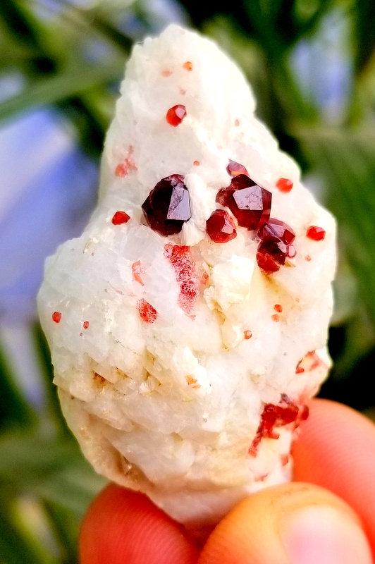 21 Gram Beautiful Natural Red Garnet Specimen From (1 of 8)