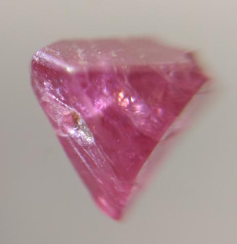 2.05 CT RED OCTAHEDRAL SPINEL - UNTREATED (1 of 8)