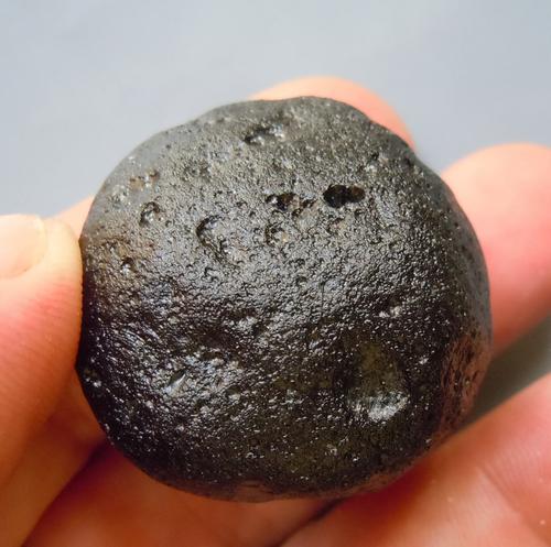 BIG PHILIPPINITE TEKTITE - 32 GRAM (1 of 6)