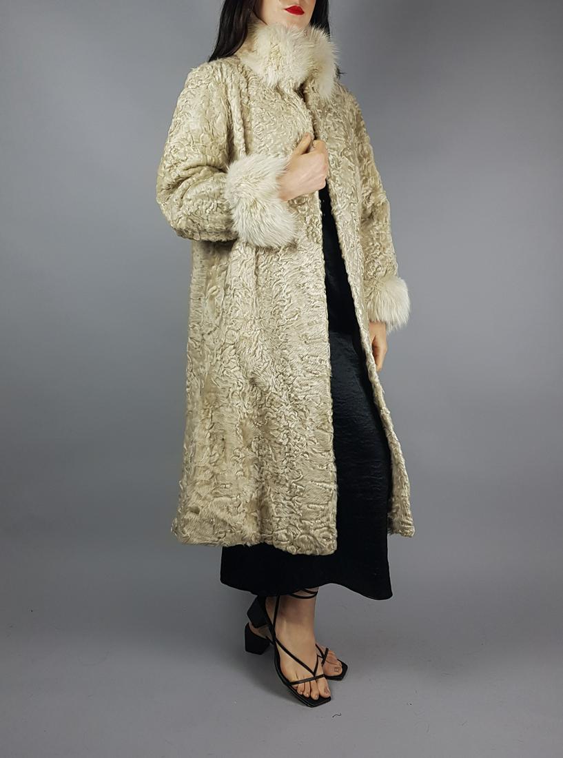 BLONDE BROADTAIL LAMB FUR COAT (1 of 8)