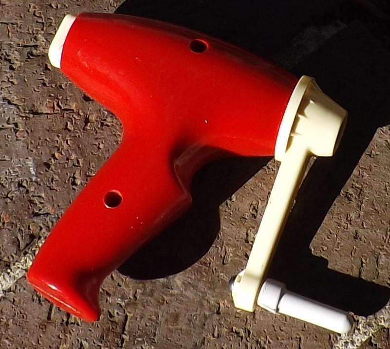 Mabuchi dynamo for Schuco racecar ,c10. (1 of 2)