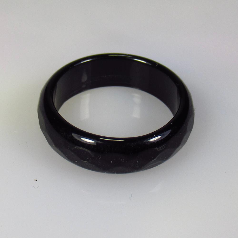 9.56 Ct Natural Onyx Round Ring (1 of 2)