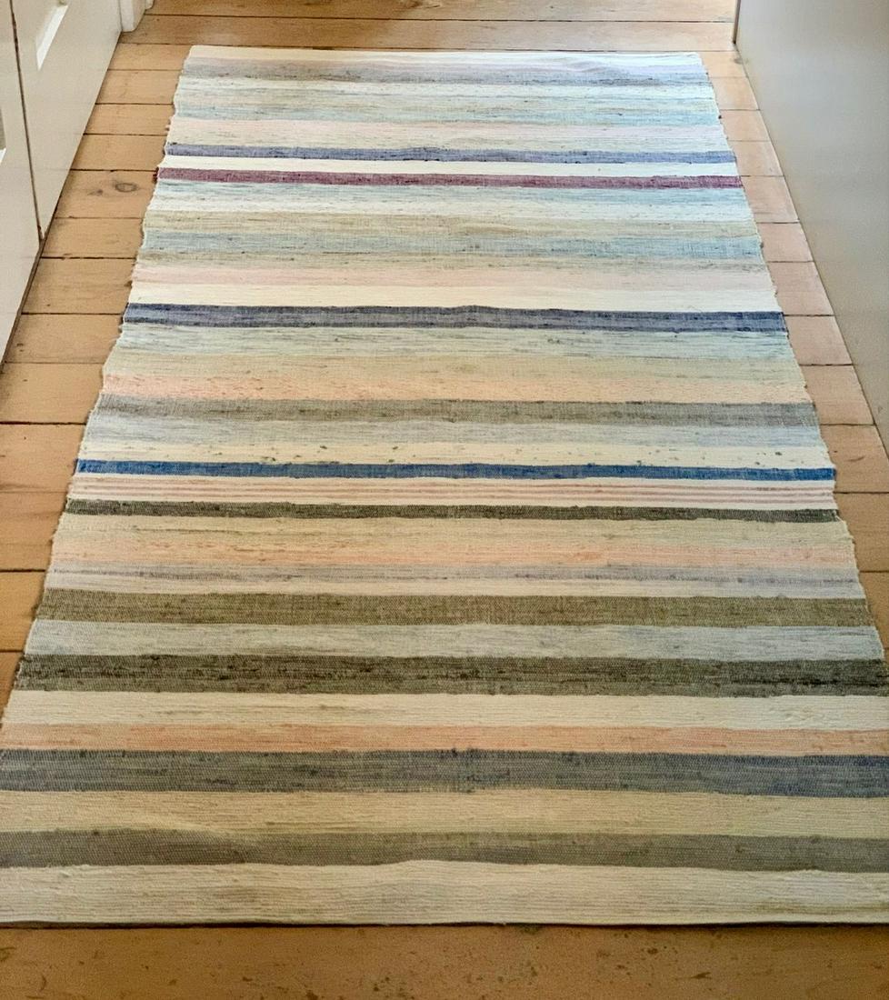 Early 20th c Rag Carpet (1 of 2)