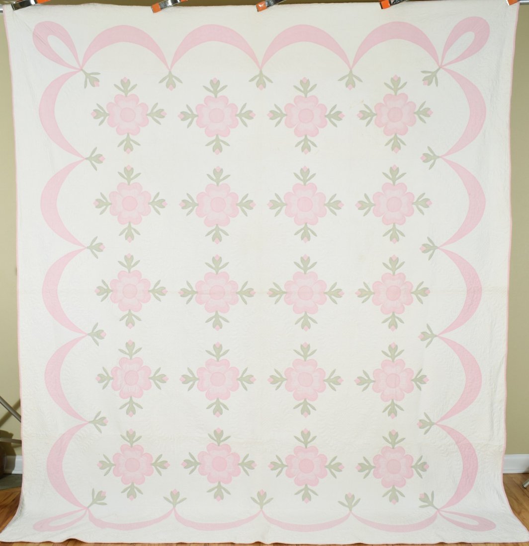 Large, Well Quilted Rose of Sharon Quilt (1 of 12)