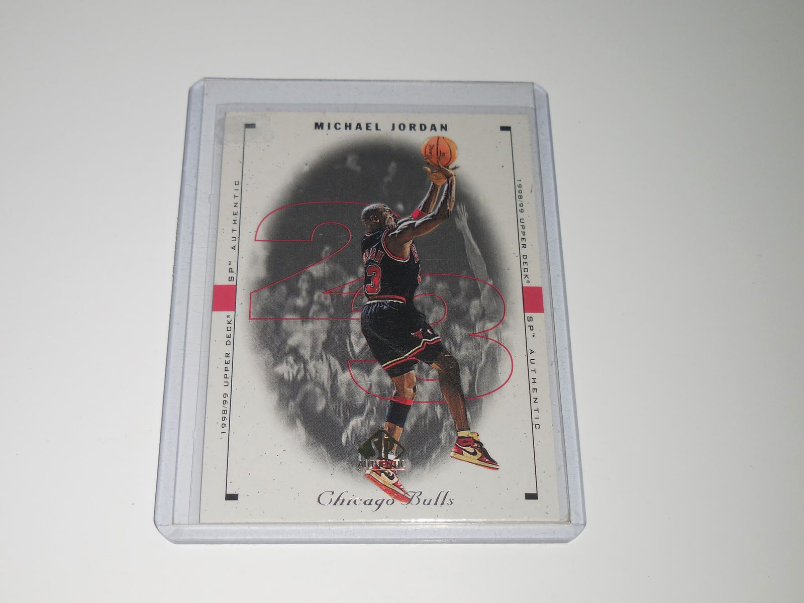 1998-99 UPPER DECK SP AUTHENTIC BASKETBALL #10 MICHAEL (1 of 2)