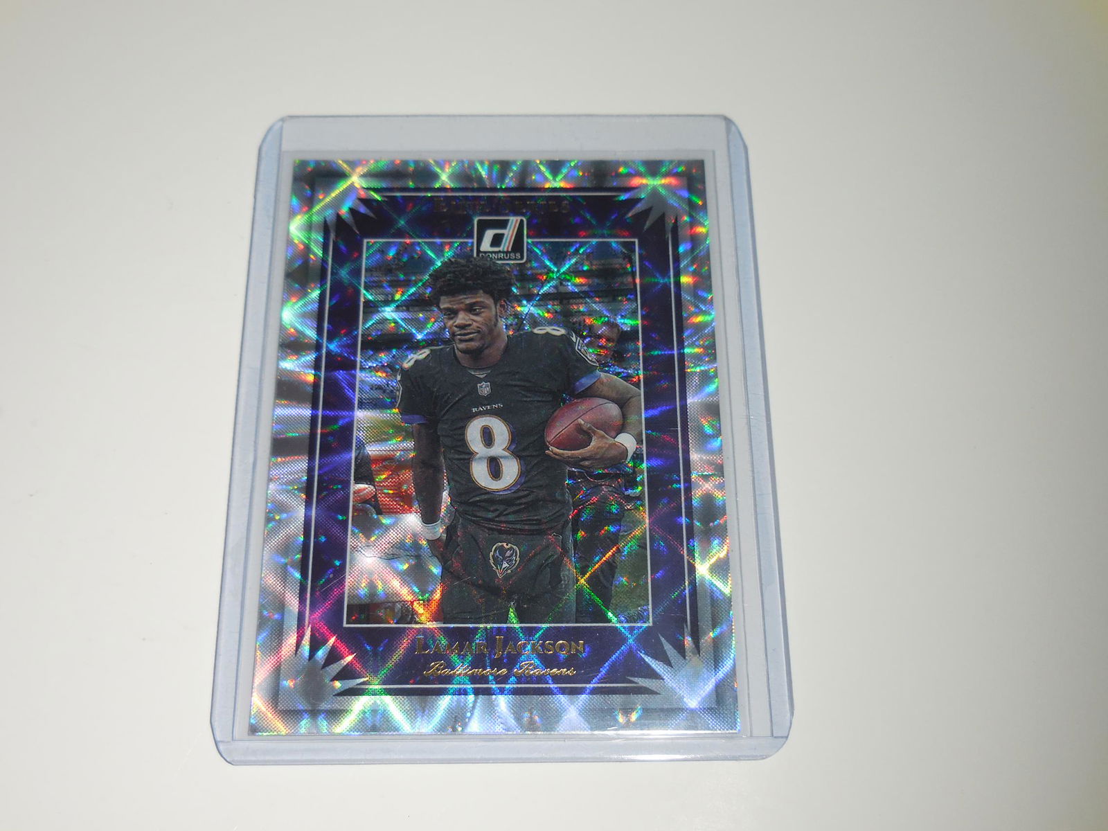 2019 PANINI DONRUSS LAMAR JACKSON ELITE SERIES HOLOFOIL (1 of 2)