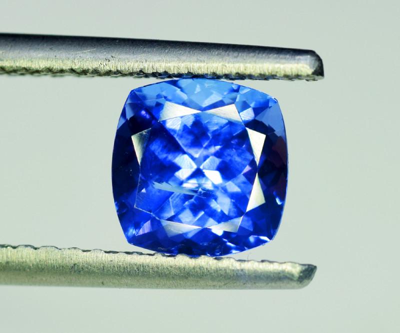 Tanzanite, 2.50 CT Top Quality Natural blue Tanzanite: Dimensions (mm) 7 x 7 x 6mm Weight (carats) 2.5 carats Colors No Treatment Tanzanite rates a 6.5 on the hardness scale and has vitreous luster. The typical color of tanzanite is blue with a violet tin