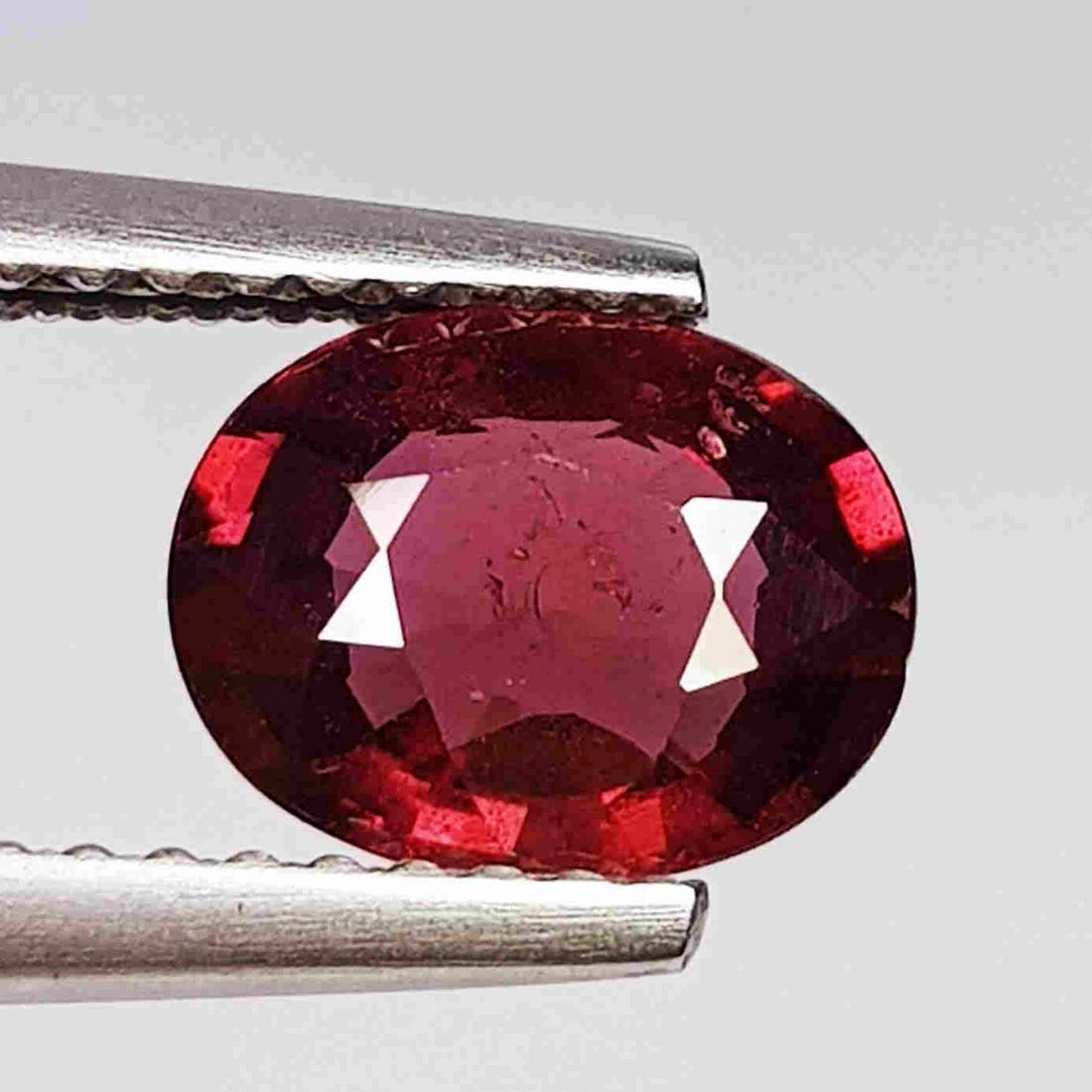 Natural Rhodolite Garnet Oval Cut 156 ct: No Reserve! Title: Natural Rhodolite Garnet Oval Cut 156 ct Color/Clarity: VVS - VS Carat Weight: 1.56 Size/Dimensions: 8.00 x 6.20 x 3.40 Additional Information: Oval - Burma Shipping: Domestic: Fl