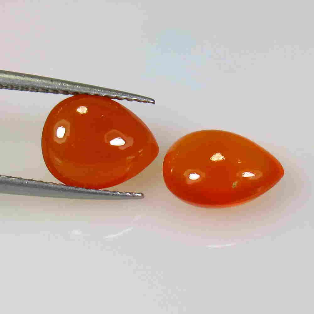 5.00 Ctw Natural Orange Carnelian Pear Pair: No Reserve! Title: 5.00 Ctw Natural Orange Carnelian Pear Pair Stone Clarity: Semi-Transparent Gemstone: Carnelian Carat Weight: 5.00 Size/Dimensions: 10.10 x 8.20 x 4.90 mm / 2 PC's Additional Inform