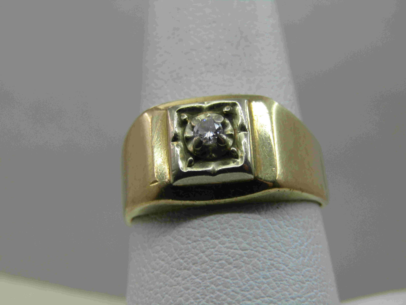 Vintage 10kt Men's Diamond Ring,  Signed, (1 of 8)