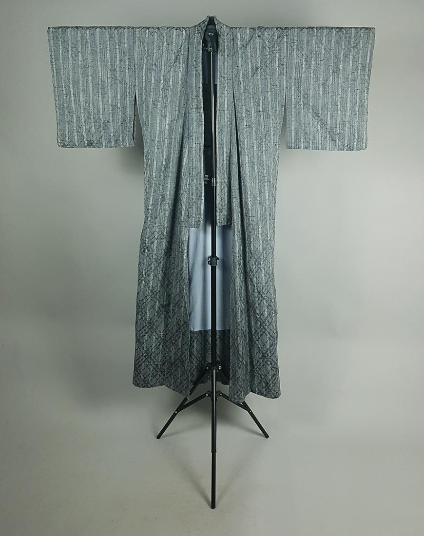 GREY GEOMETRIC COTTON KIMONO (1 of 7)