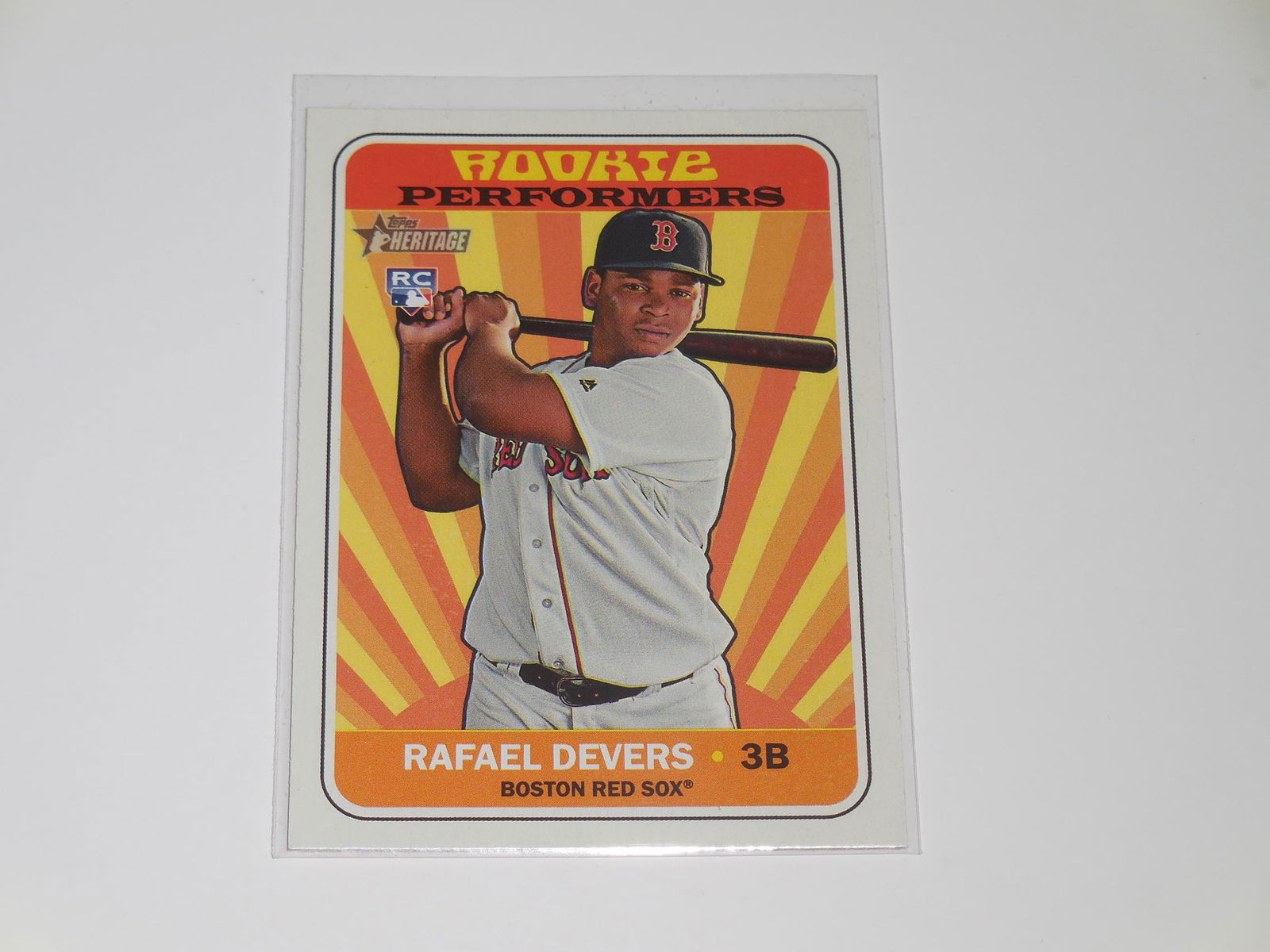 2018 TOPPS HERITAGE RAFAEL DEVERS ROOKIE CARD (1 of 2)
