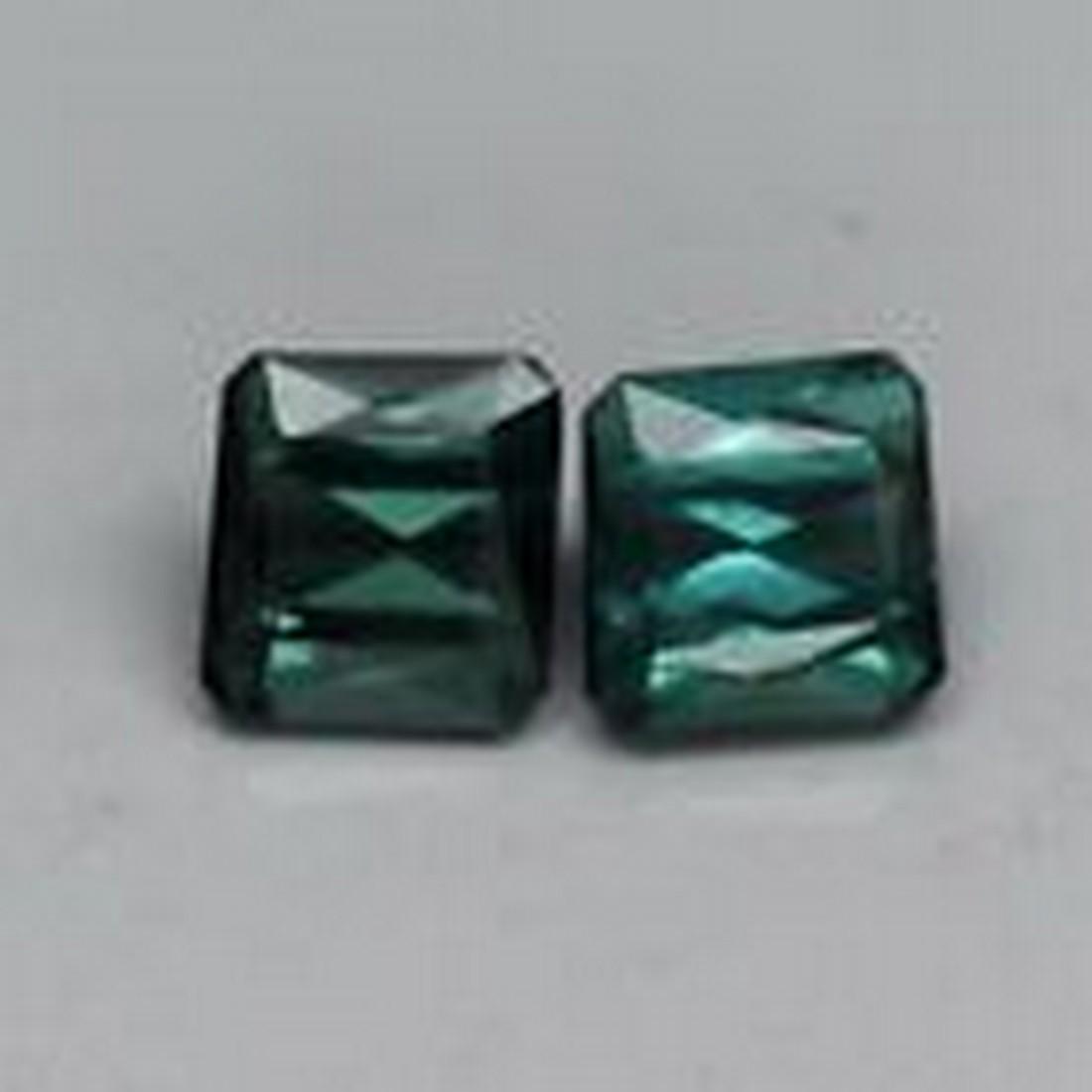 Pair 2 pcs 0.89 ct scissor cut bluish green tourmaline (1 of 1)