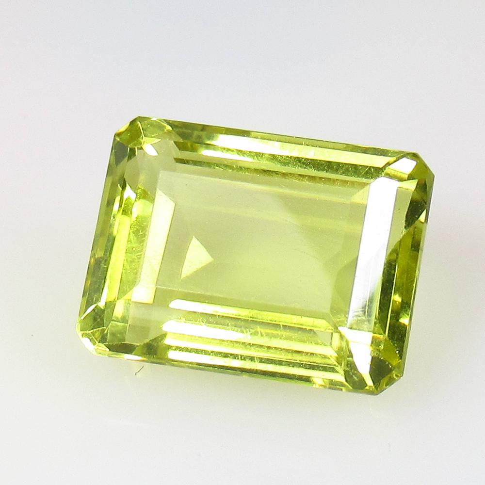 13.00 Ct Natural Lemon Quartz Octagon Cut: No Reserve! Title: 13.00 Ct Natural Lemon Quartz Octagon Cut Stone Clarity: VVS Gemstones: Natural Lemon Quartz Carat Weights: 13 Size/Dimensions: 15.90 x 12.00 x 8.50 mm Additional Information: Top C