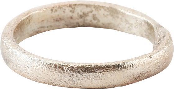 VIKING WEDDING RING, 9th-10th CENTURY SIZE 8 (1 of 3)