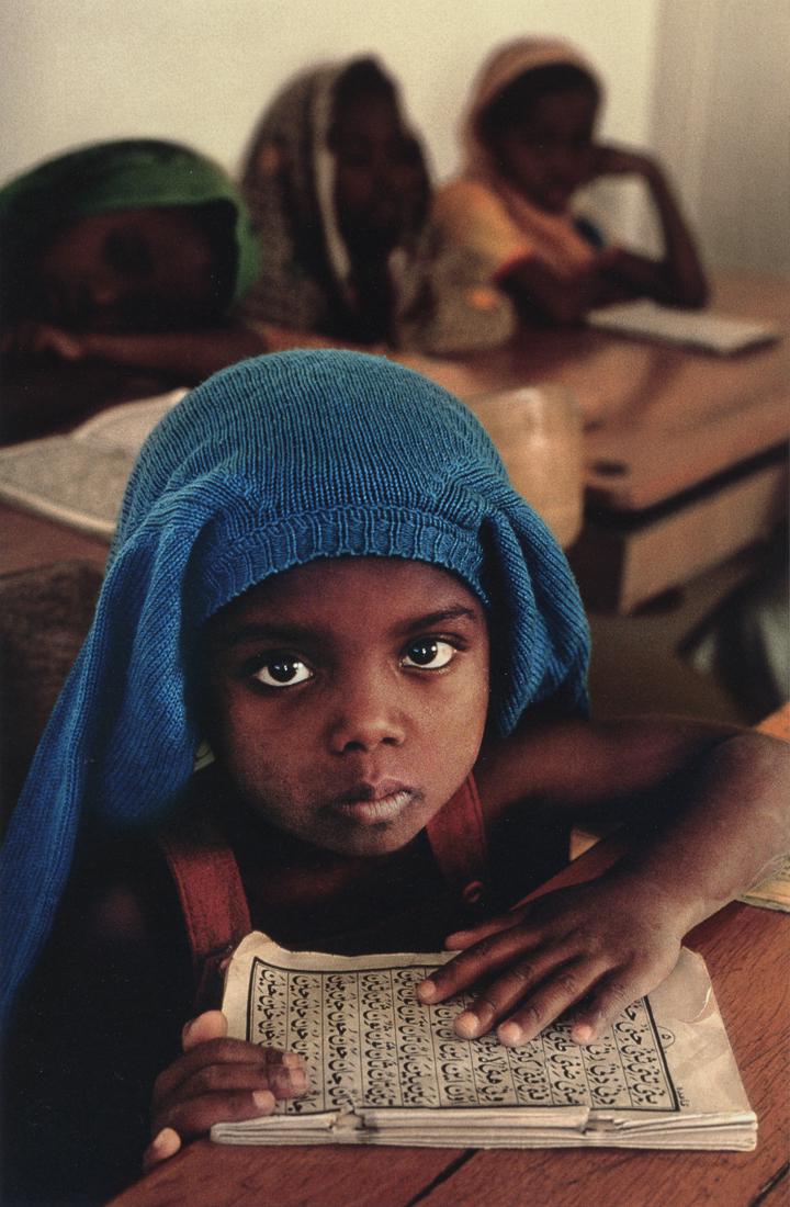 STEVE MCCURRY - Girl Studying in a Madras, France (1 of 1)