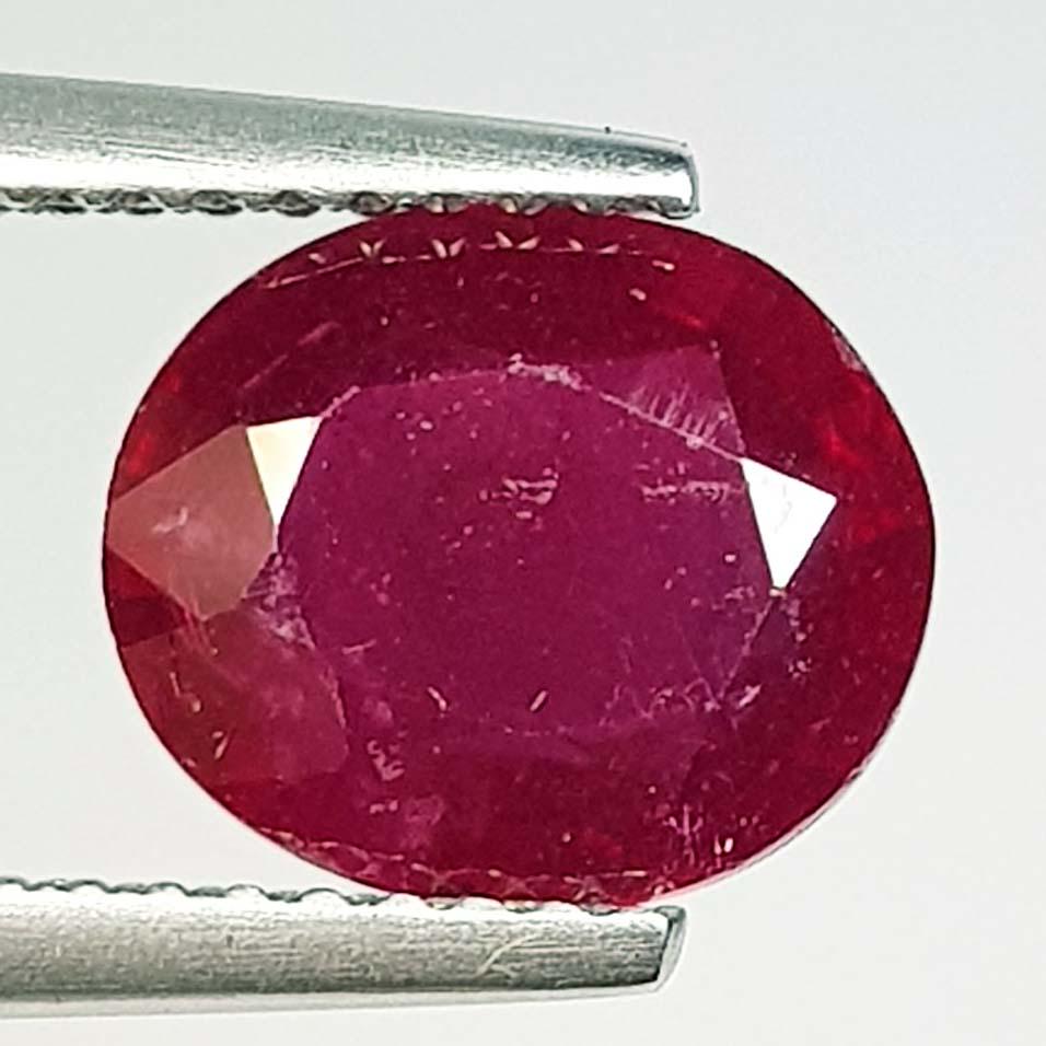 2.88 Ct  Natural Ruby Oval Cut (1 of 5)