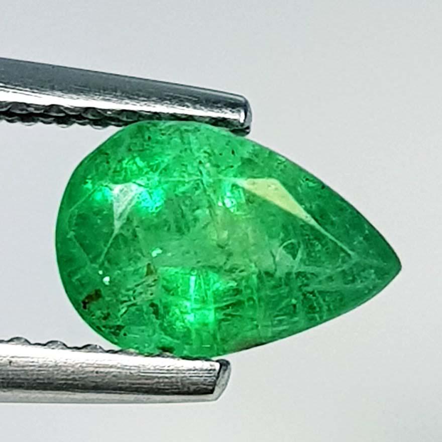 Natural Emerald Pear Cut 1.18 ct (1 of 5)