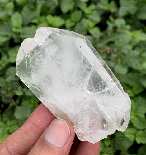 170 Gram Beautiful Natural Clear Quartz  Specimen (1 of 3)