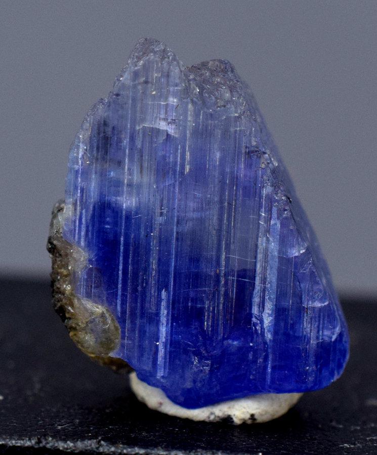 Tanzanite Crystal , Terminated Damaged Free Natural (1 of 8)