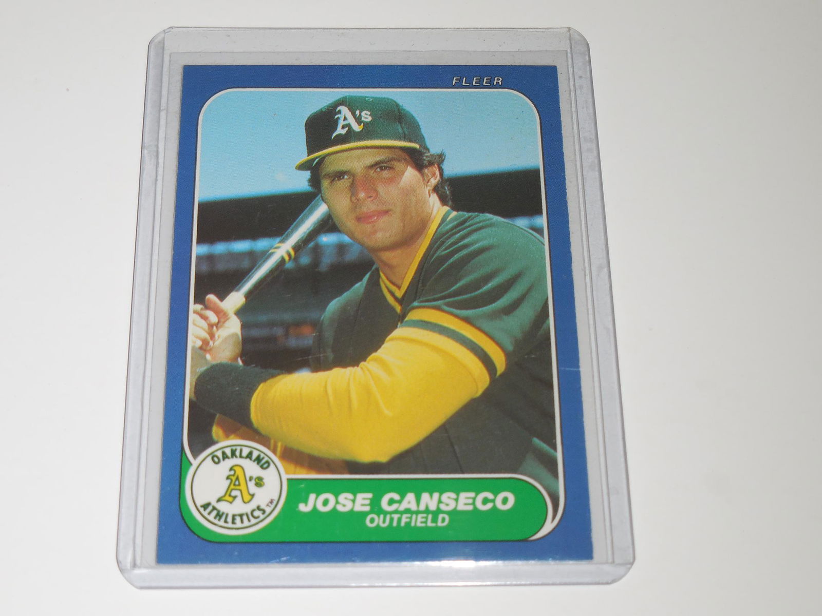 1986 FLEER UPDATE JOSE CANSECO ROOKIE CARD (1 of 2)