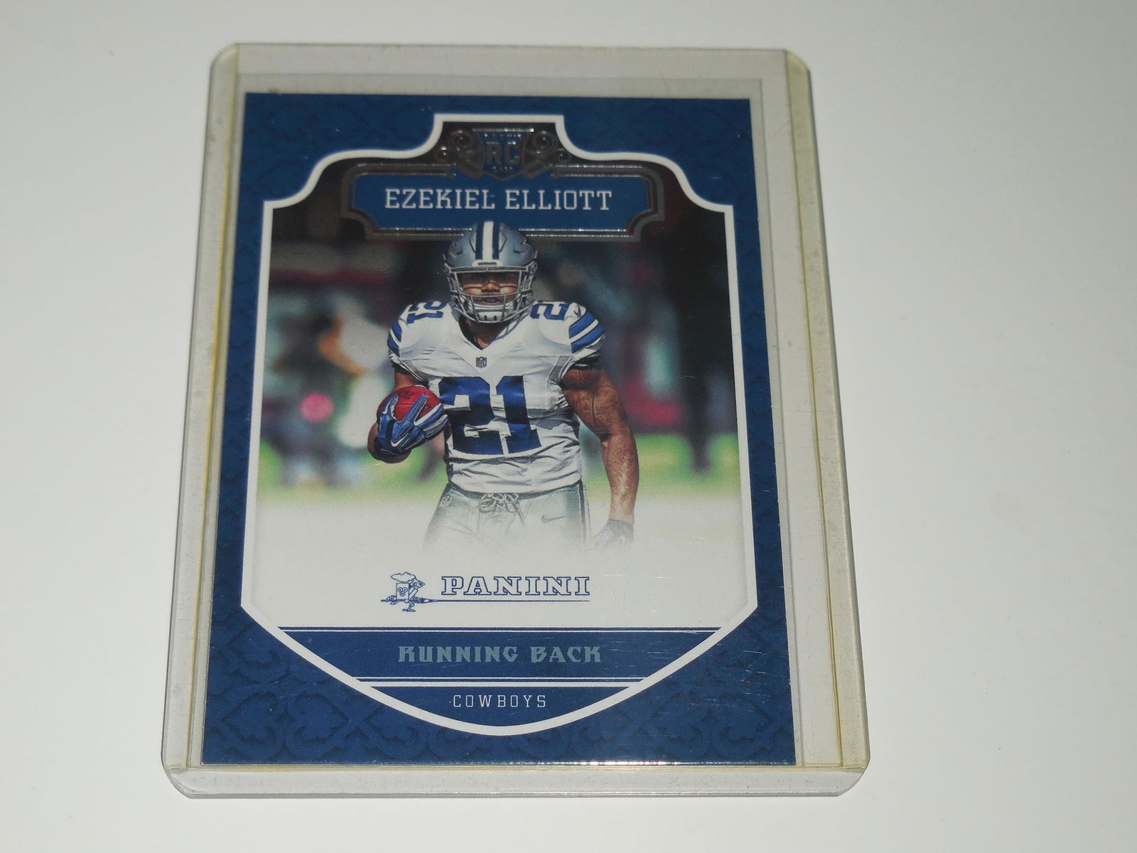 2016 PANINI #209 EZEKIEL ELLIOTT ROOKIE CARD (1 of 2)