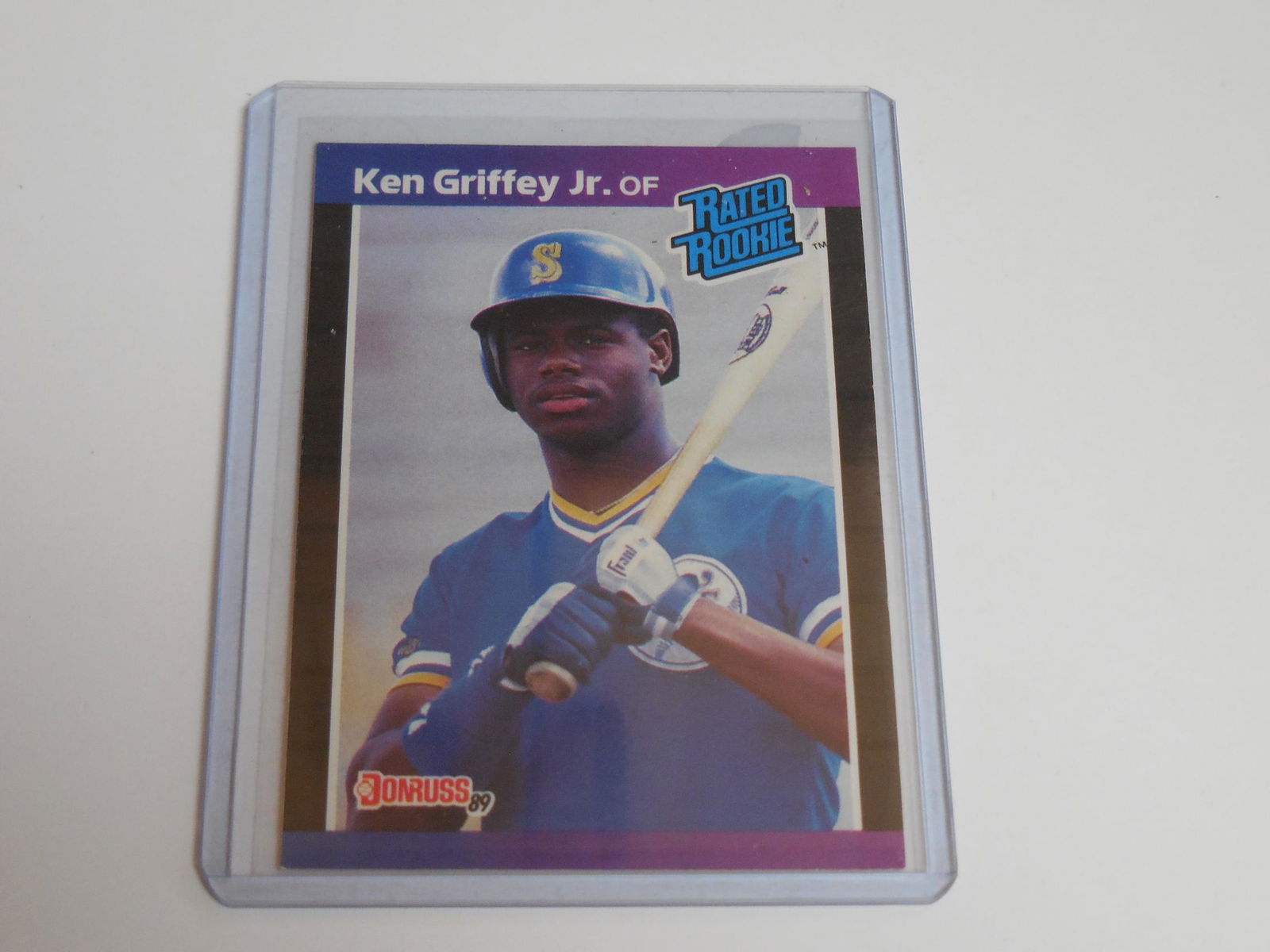 1989 DONRUSS #33 KEN GRIFFEY JR ROOKIE CARD. (1 of 2)