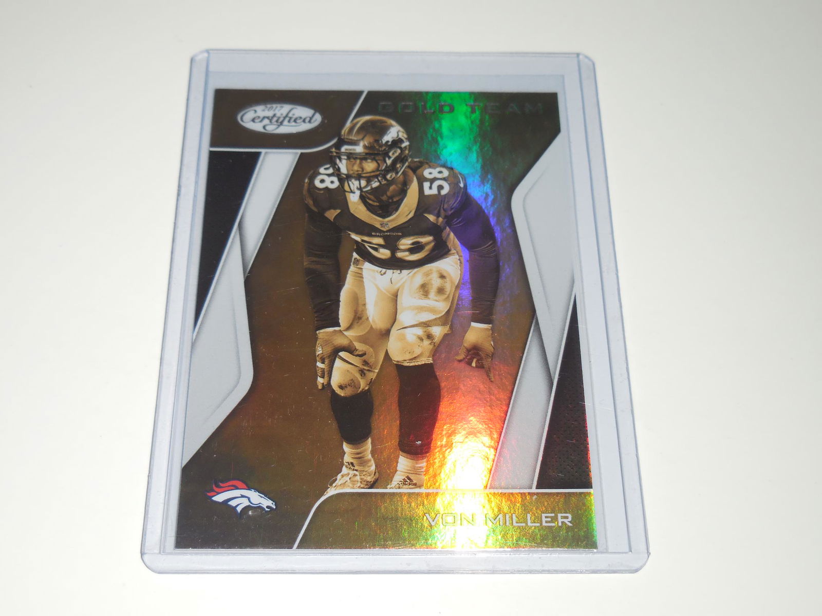 2017 PANINI CERTIFIED VON MILLER GOLD TEAM (1 of 2)