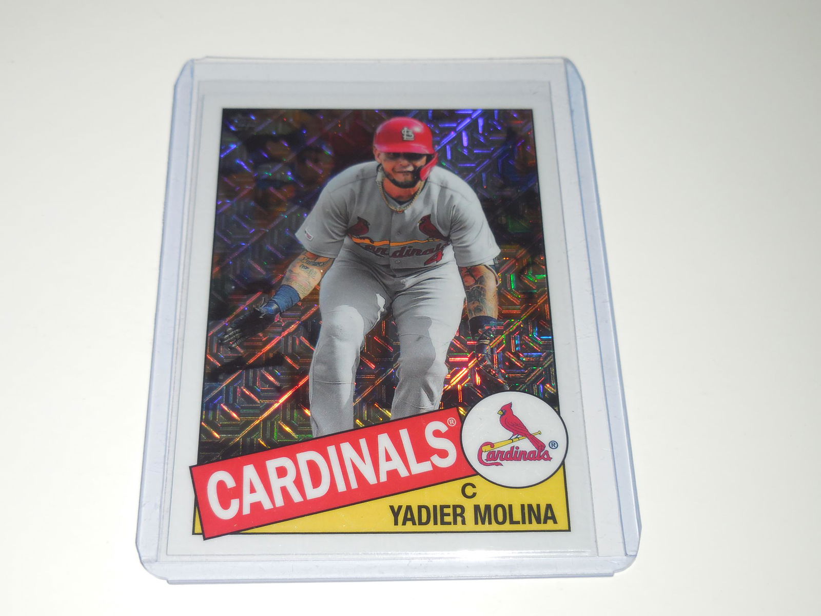 2020 TOPPS YADIER MOLINA SILVER PACK 1985 REFRACTOR (1 of 2)