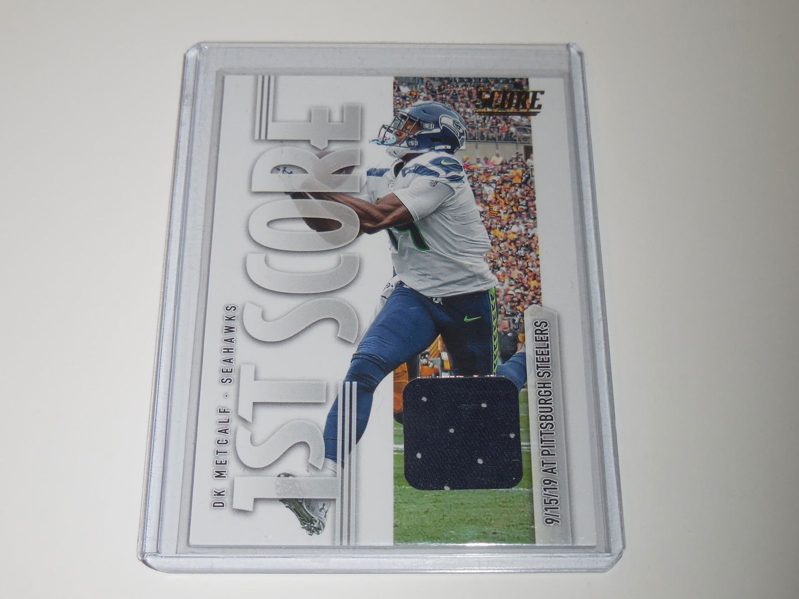 2020 SCORE DK METCALF JERSEY CARD (1 of 2)