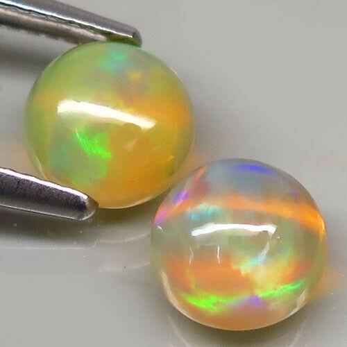 2,10 ct Pair! Natural Multi Color White Opal 2,10 ct (1 of 2)