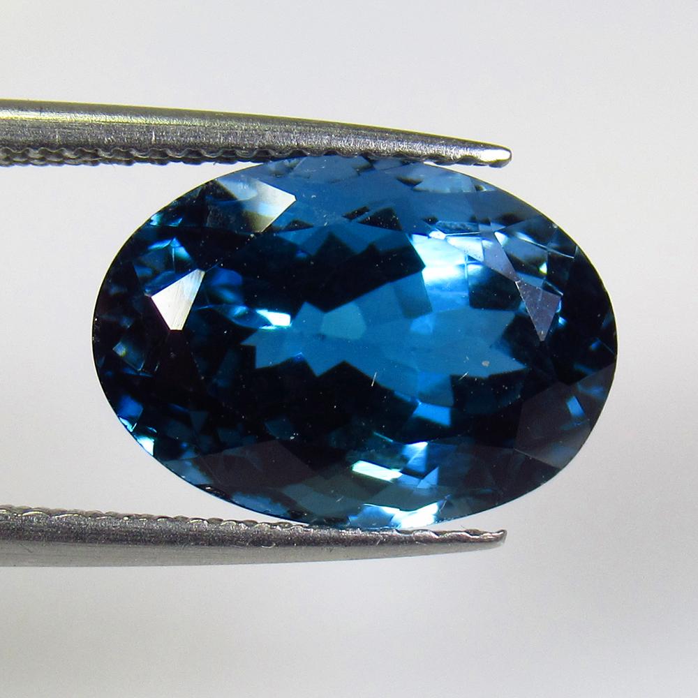 7.22 Ctw Natural Royal London Blue Topaz Oval Cut (1 of 2)