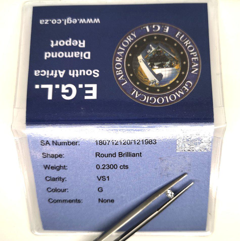 Natural White Diamond G 0.23ct with Certificate: Title: Natural White Diamond G 0.23ct with Certificate Additional Information: 1 x White Diamond - Shape: Round Brilliant - Weight: 0.23ct - Color: G - Clarity: VS1 - Treatment: None - Certificate: EG