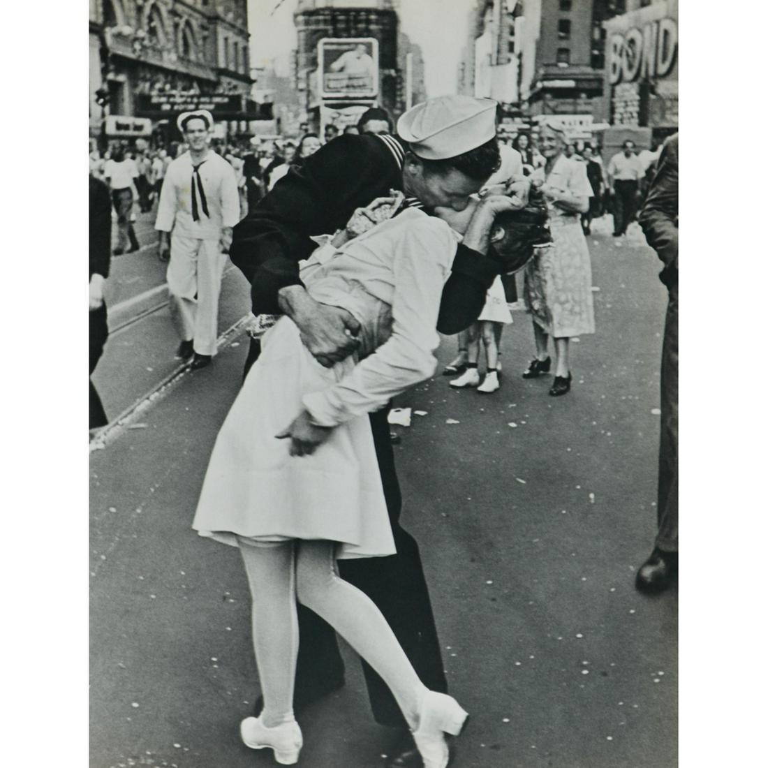 ALFRED EISENSTAEDT - V-J Day, Times Square, New York: Artist: ALFRED EISENSTAEDT Print Title: V-J Day, Times Square, New York His most well-known photo, Eisenstaedt captured this image in New York City’s Times Square on August 14, 1945. A U.S. Navy sai