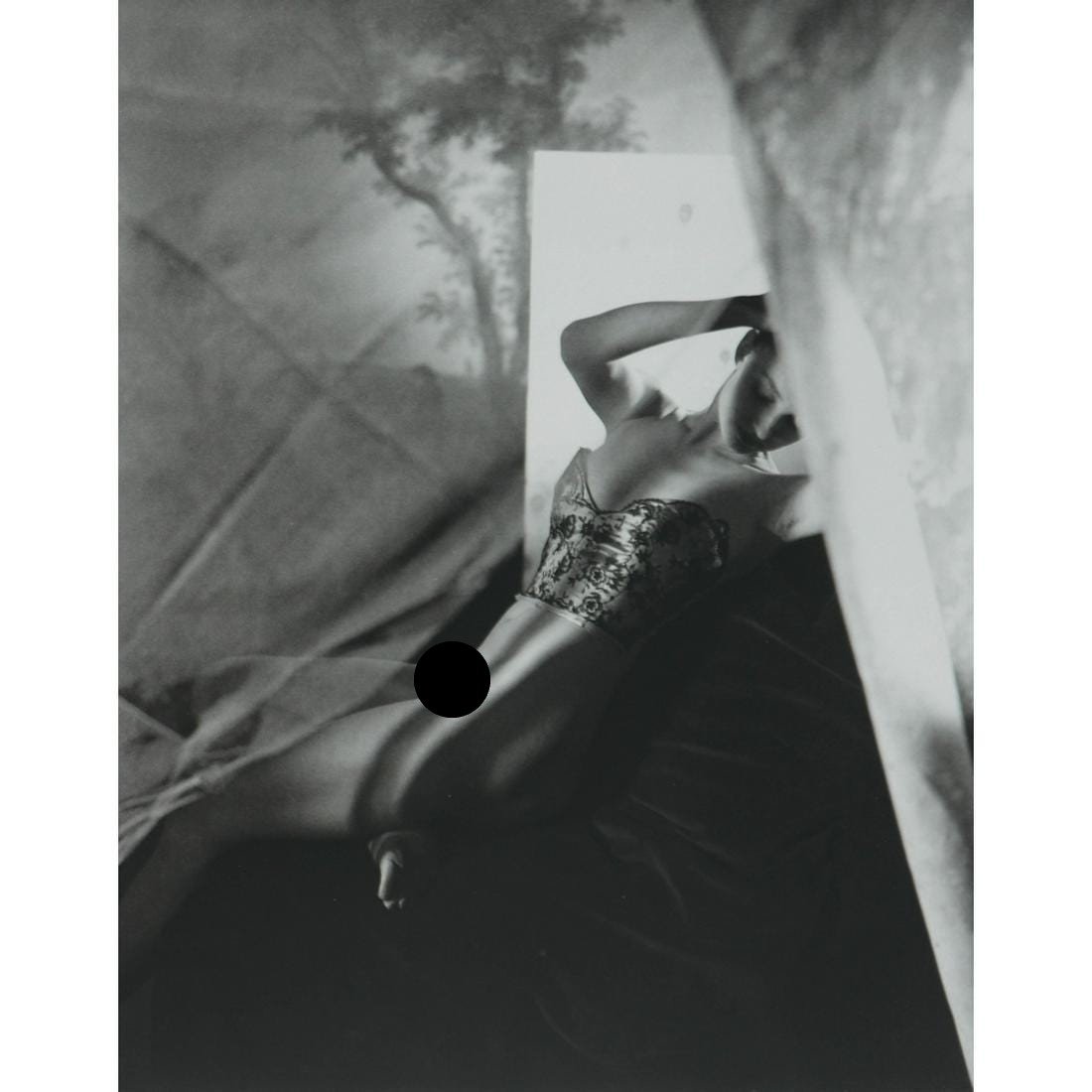HORST - Dorian Leigh, Lingerie, 1946: Artist: HORST Print Title: Dorian Leigh, Lingerie, 1946 Dorian Elizabeth Leigh Parker (1917-2008), known professionally as Dorian Leigh, was an American model and one of the earliest modeling icons of